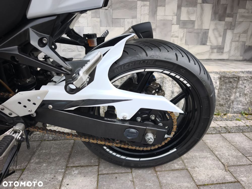 Kawasaki Z - 19