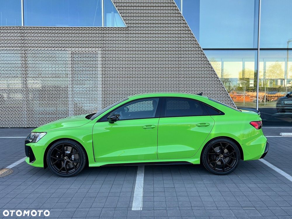 Audi RS3 Limousine - 15