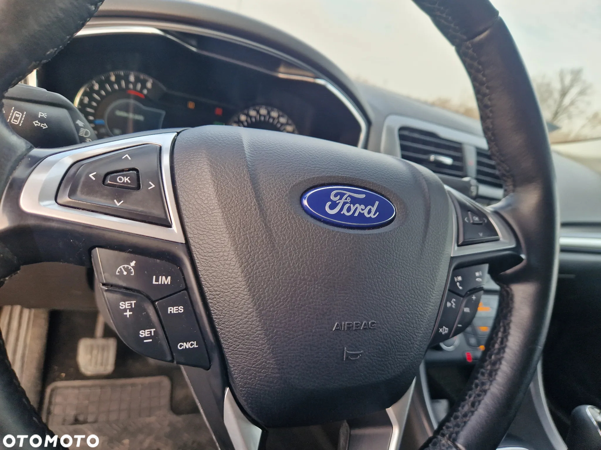 Ford Mondeo 2.0 TDCi Titanium - 21
