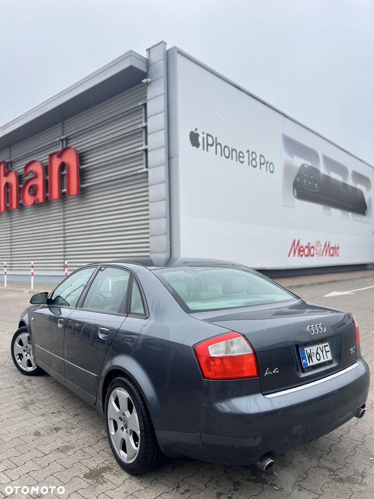 Audi A4 2005 photo 2