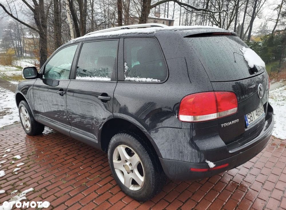 Volkswagen Touareg - 2