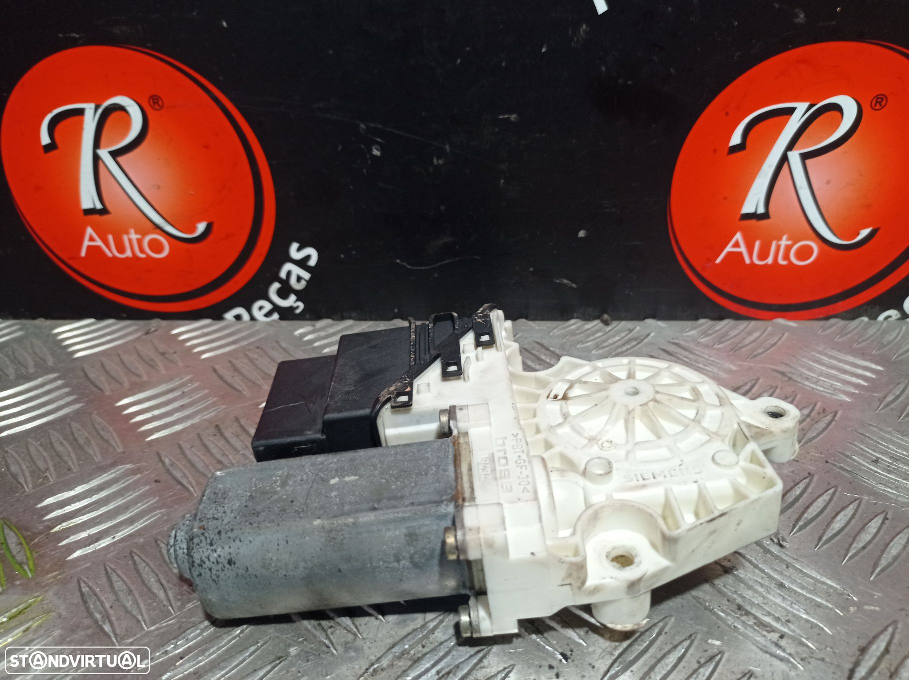 Motor Do Elevador Porta T.D Volkswagen Golf Iv (1J1) - 3