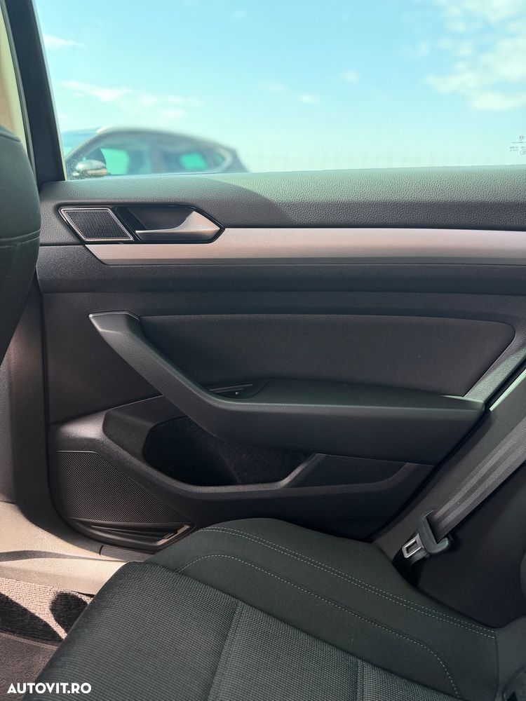 Volkswagen Passat 2.0 TDI Comfortline - 26