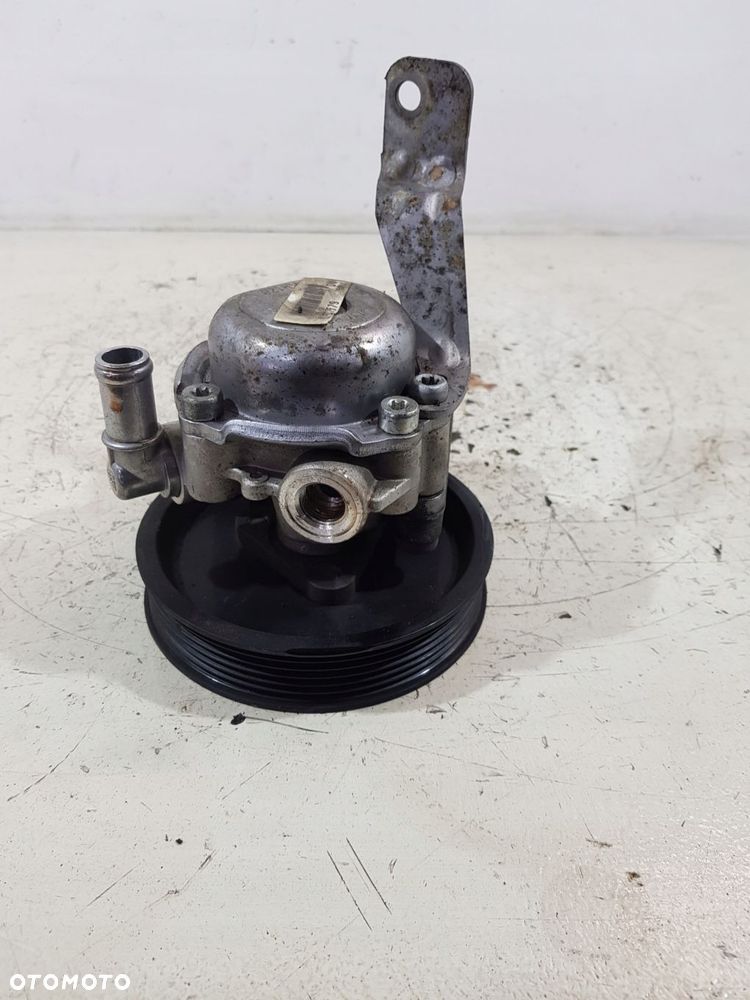 pompa wspomagania bmw serii 5 e39 2.0 b m52b20tu - 7