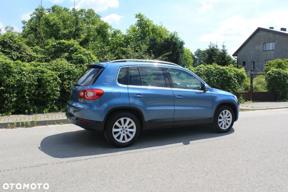 Volkswagen Tiguan - 5