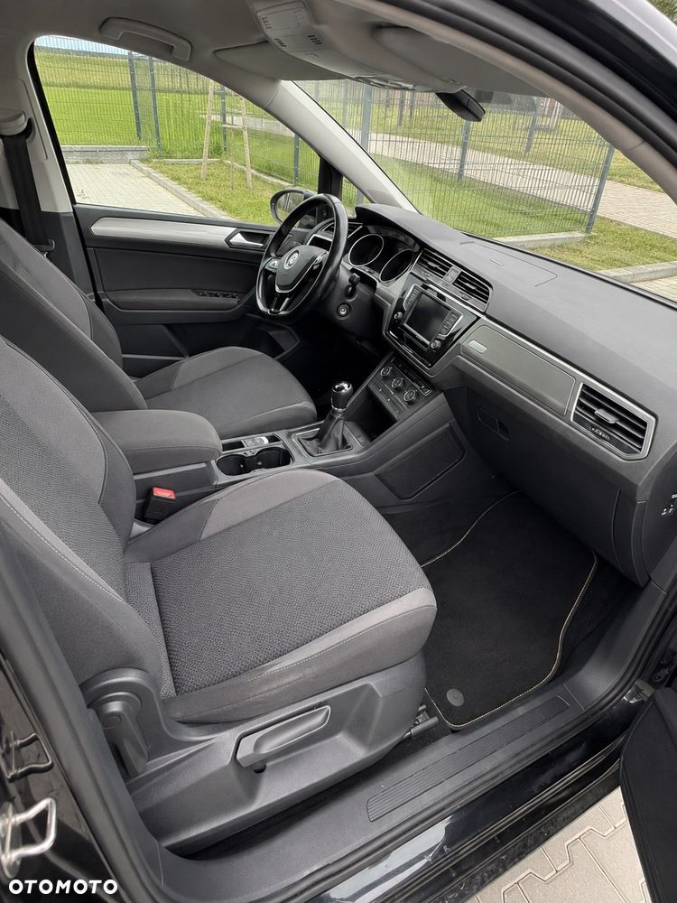 Volkswagen Touran 1.6 TDI BMT Comfortline - 6
