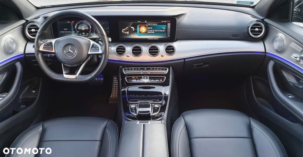 Mercedes-Benz Klasa E - 12