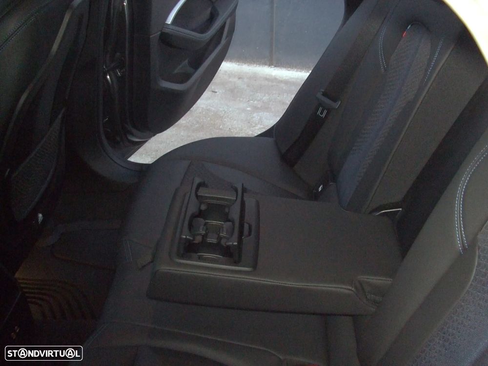 BMW 216 Gran Coupé d Pack Desportivo M - 17