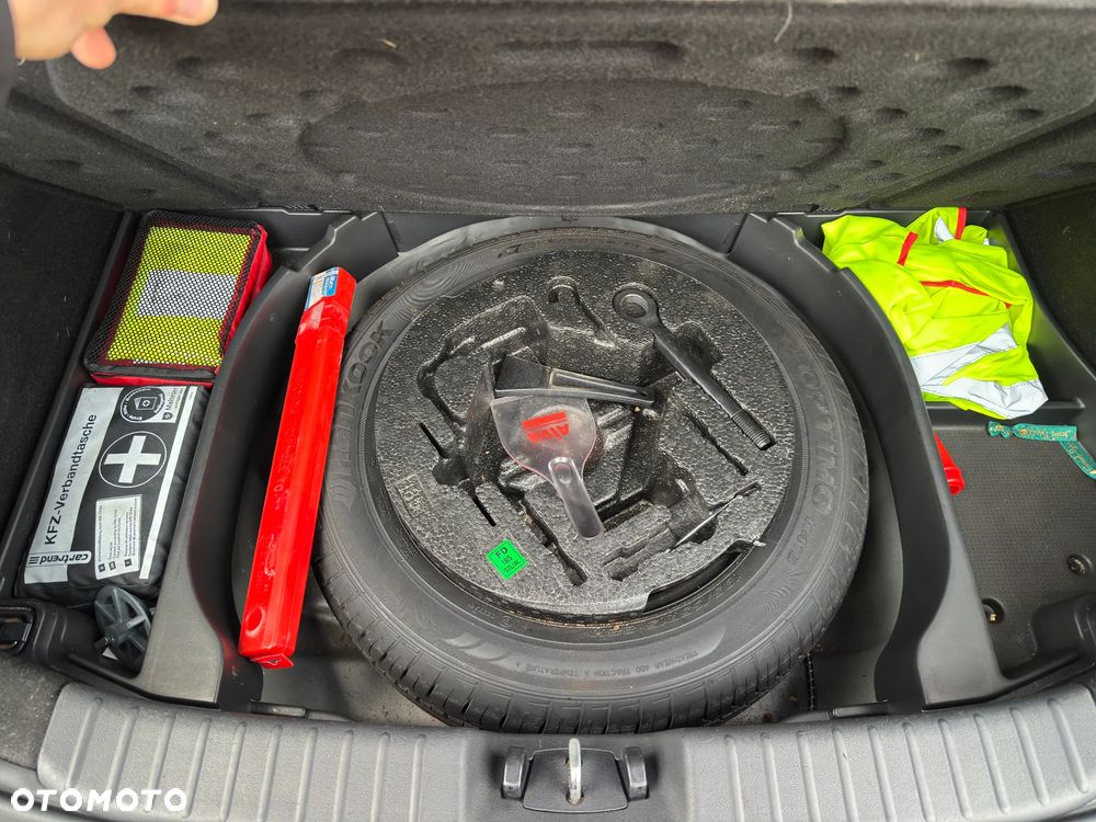 Hyundai i30 1.4 Base - 29