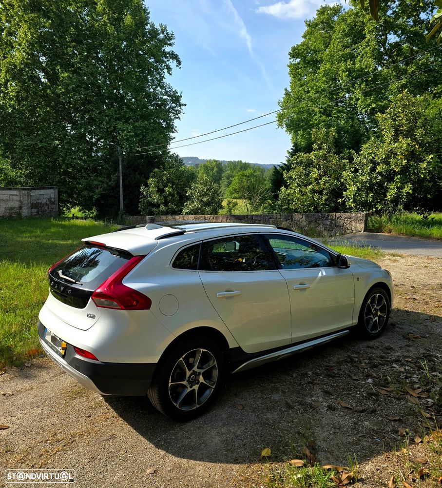 Volvo V40 Cross Country 1.6 D2 Volvo Ocean Race - 27
