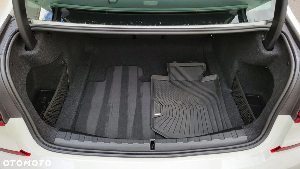 BMW Seria 3 - 9