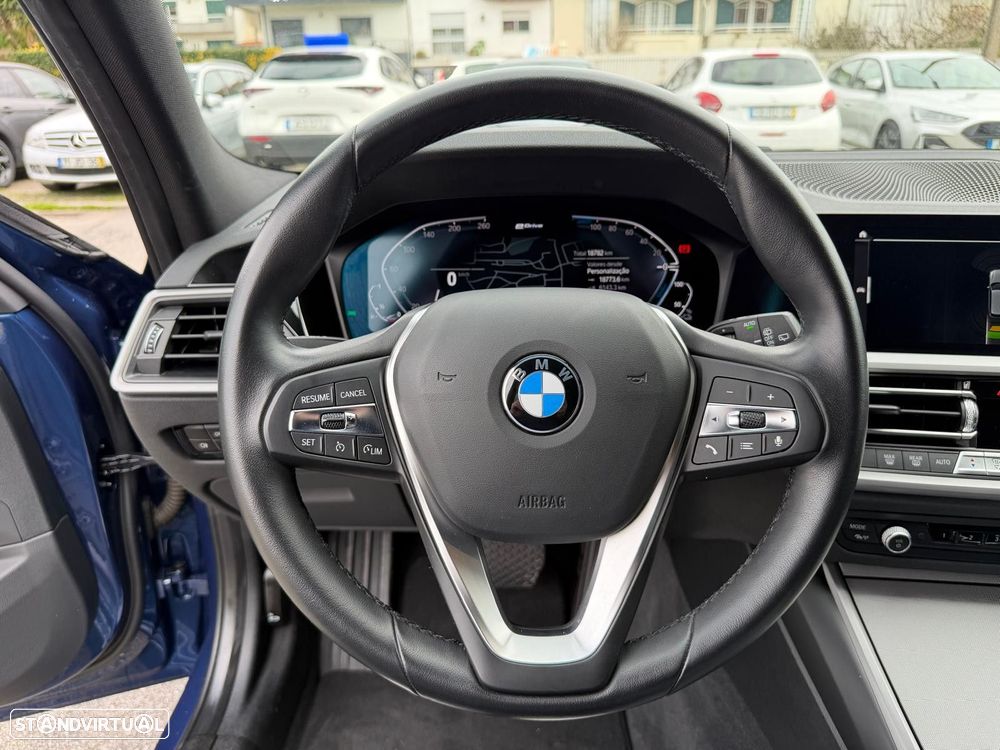 BMW 320 e Line Sport Auto - 23