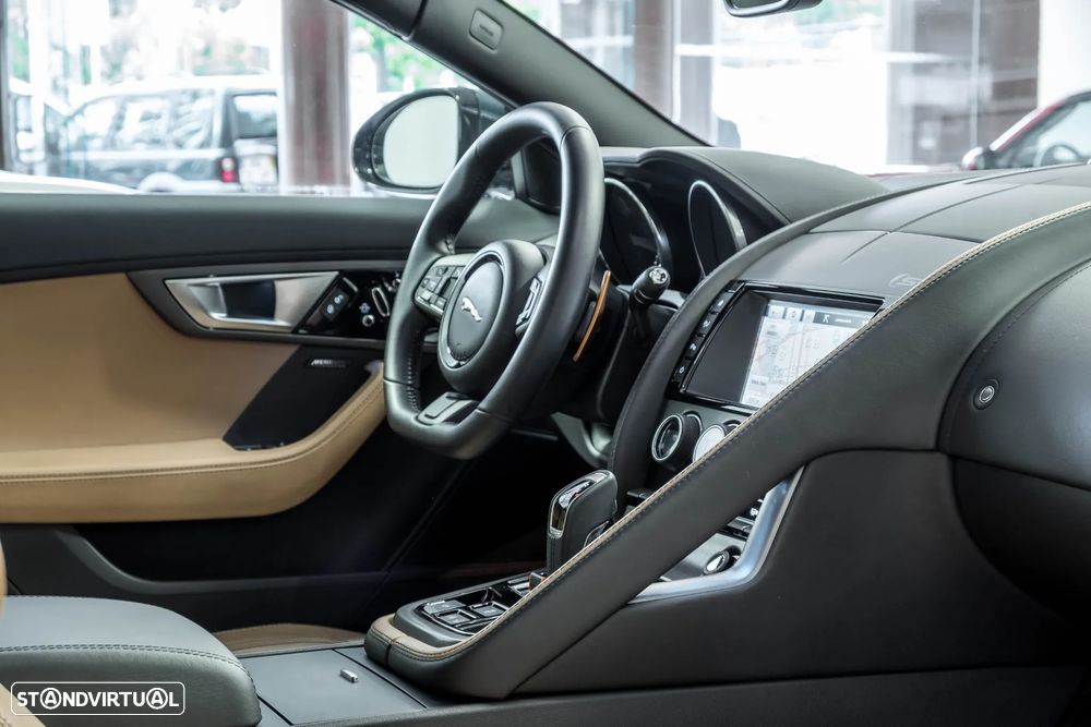 Jaguar F-Type 3.0 V6 S/C S Auto - 23