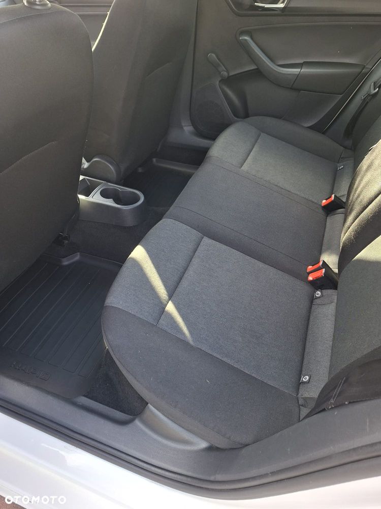 Skoda RAPID 1.0 TSI Active - 7