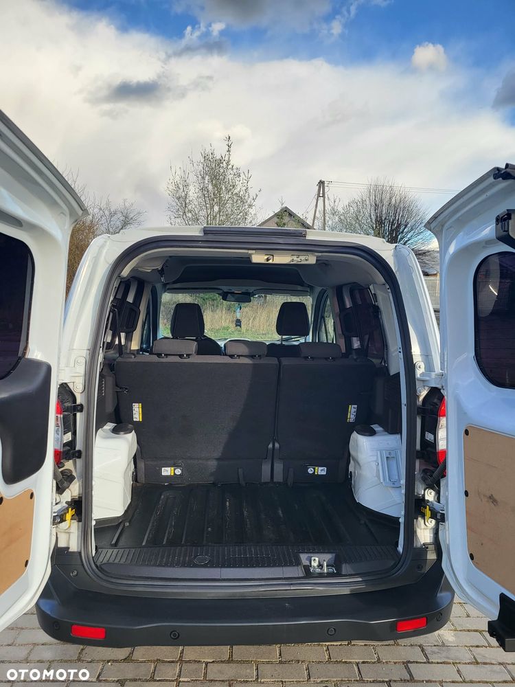 Ford Transit Courier - 6