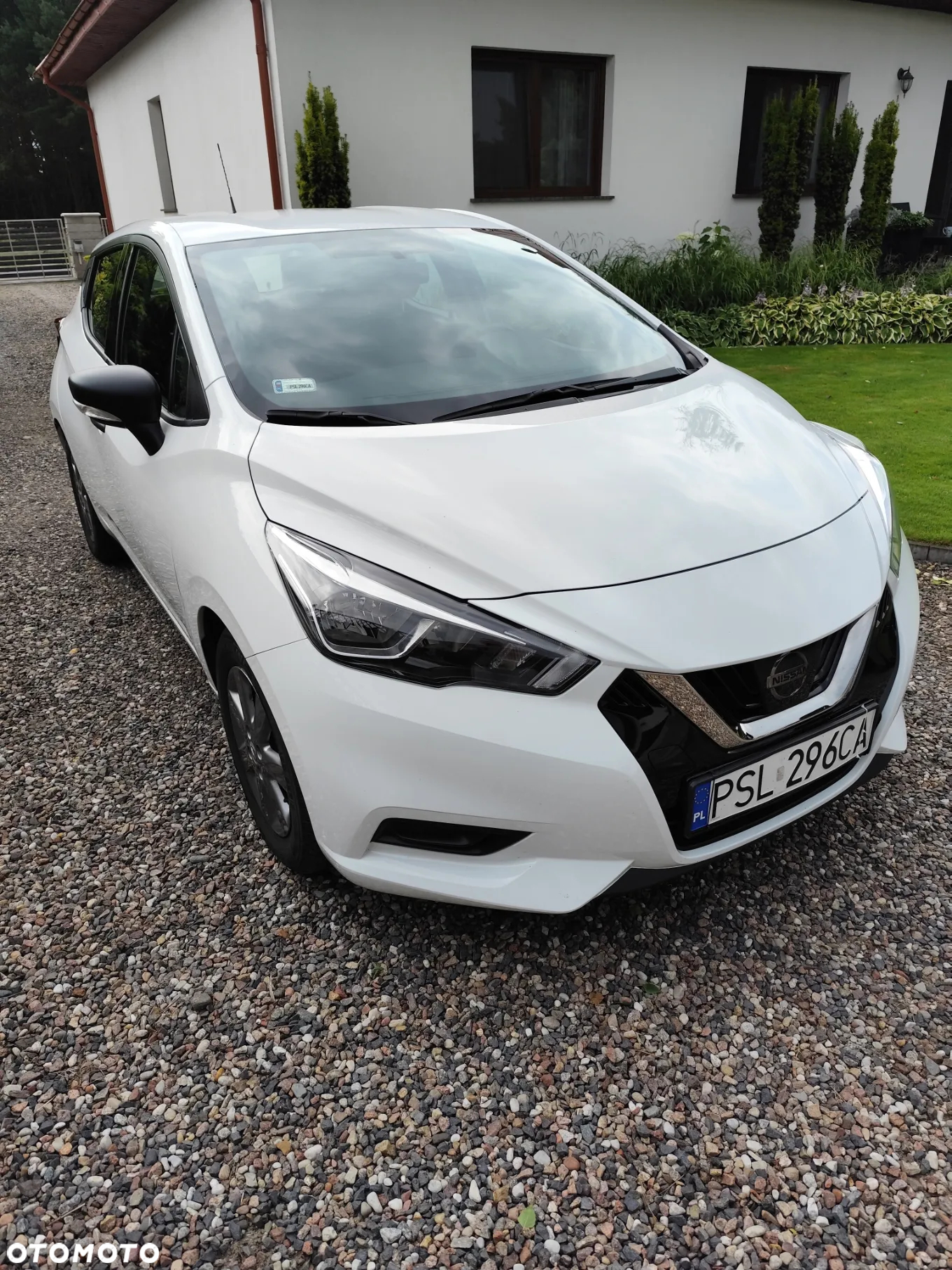 Nissan Micra 1.0 Visia Plus - 2