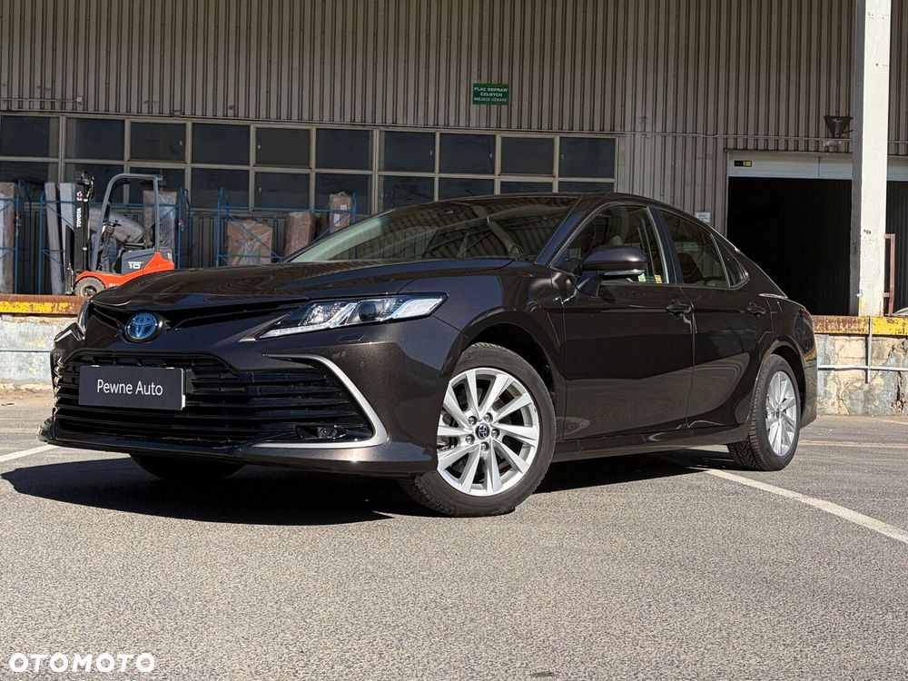 Toyota Camry 2.5 Hybrid Comfort CVT - 1