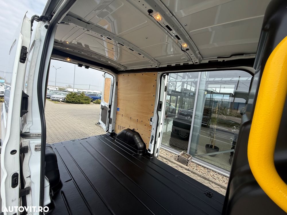 Ford Transit L3 Furgon DCIV RWD Trend - 19