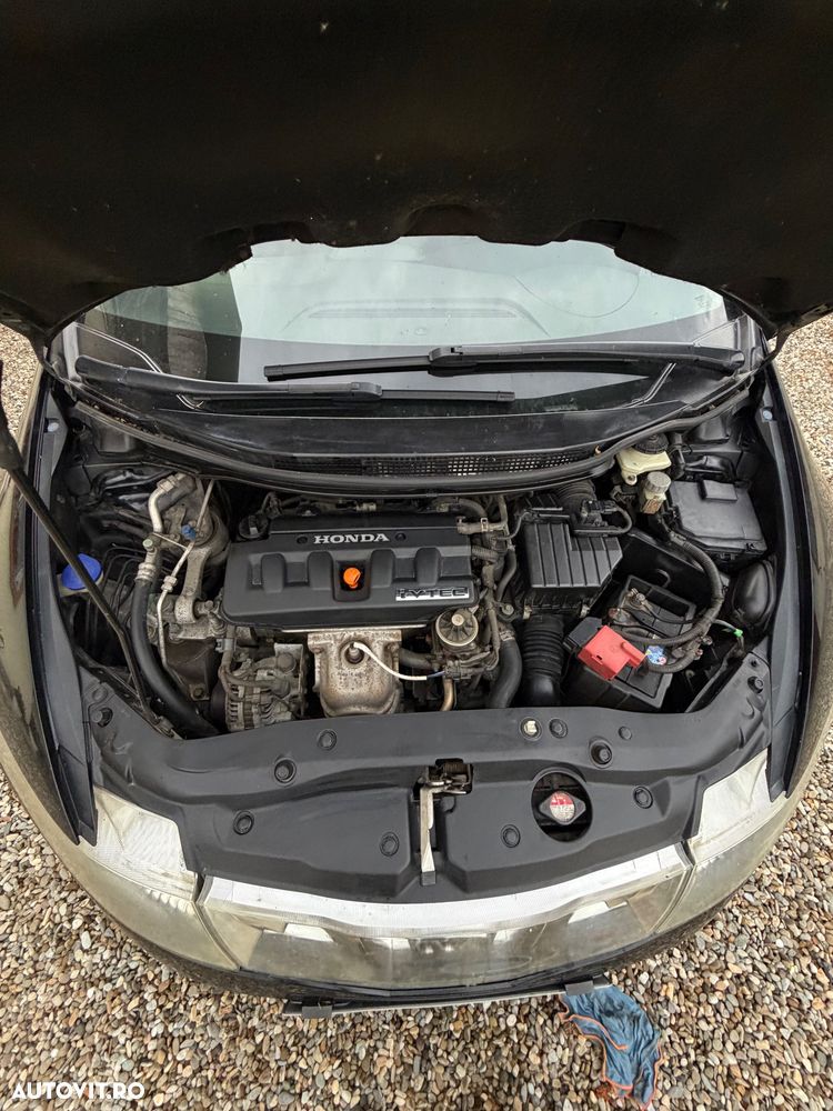 Honda Civic 1.8 TypeS Plus - 11