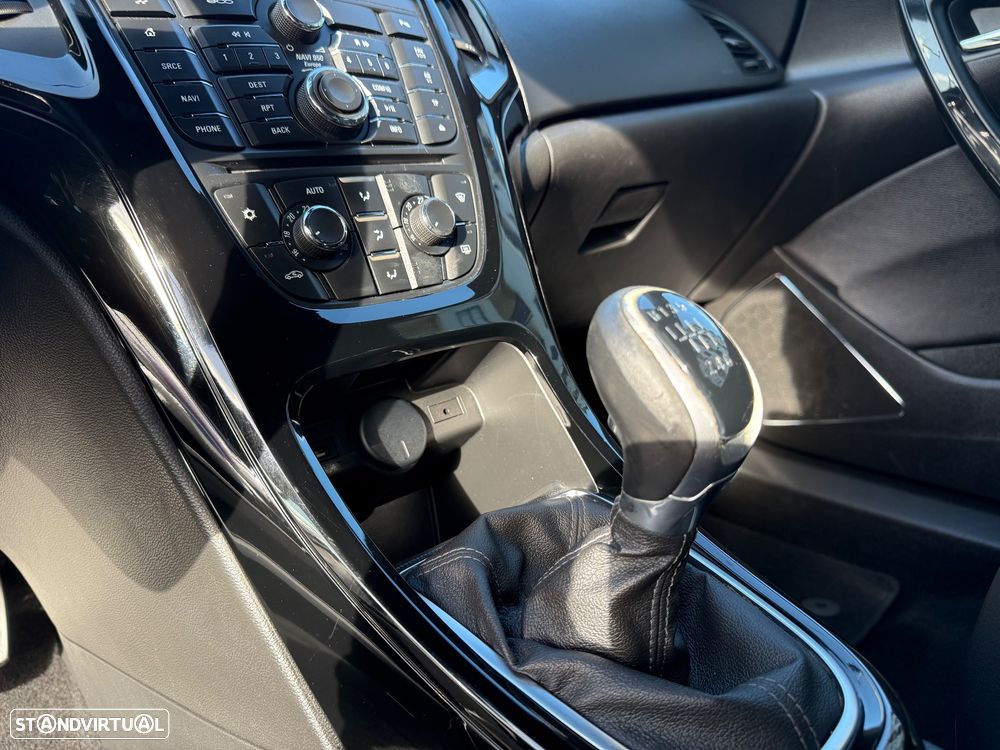 Opel Astra GTC 1.6 CDTi S/S - 26