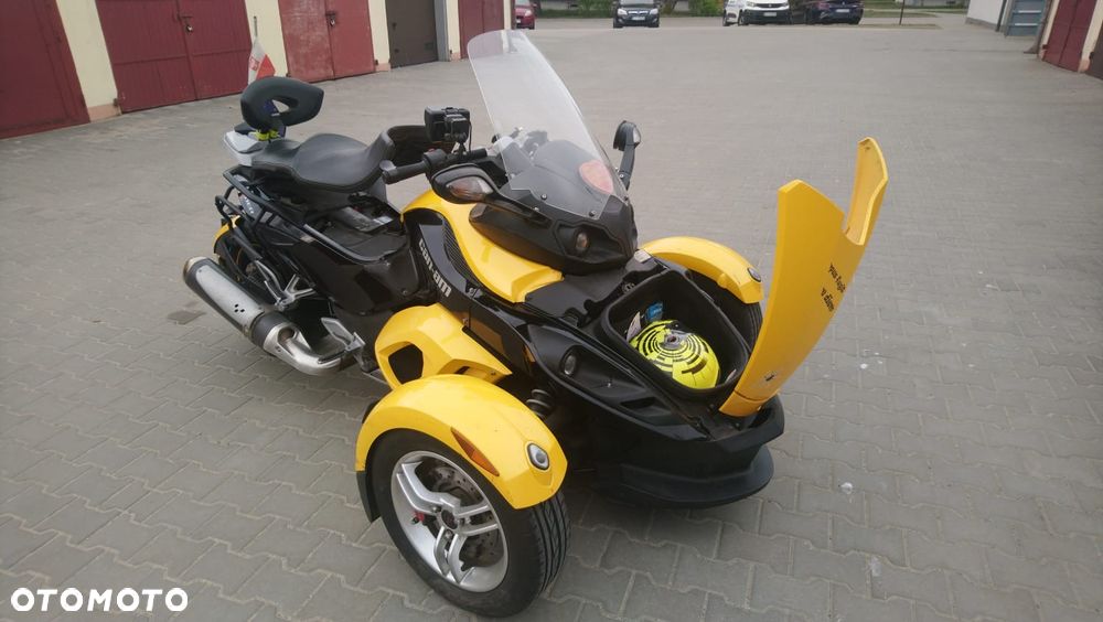 Can-Am Spyder - 5