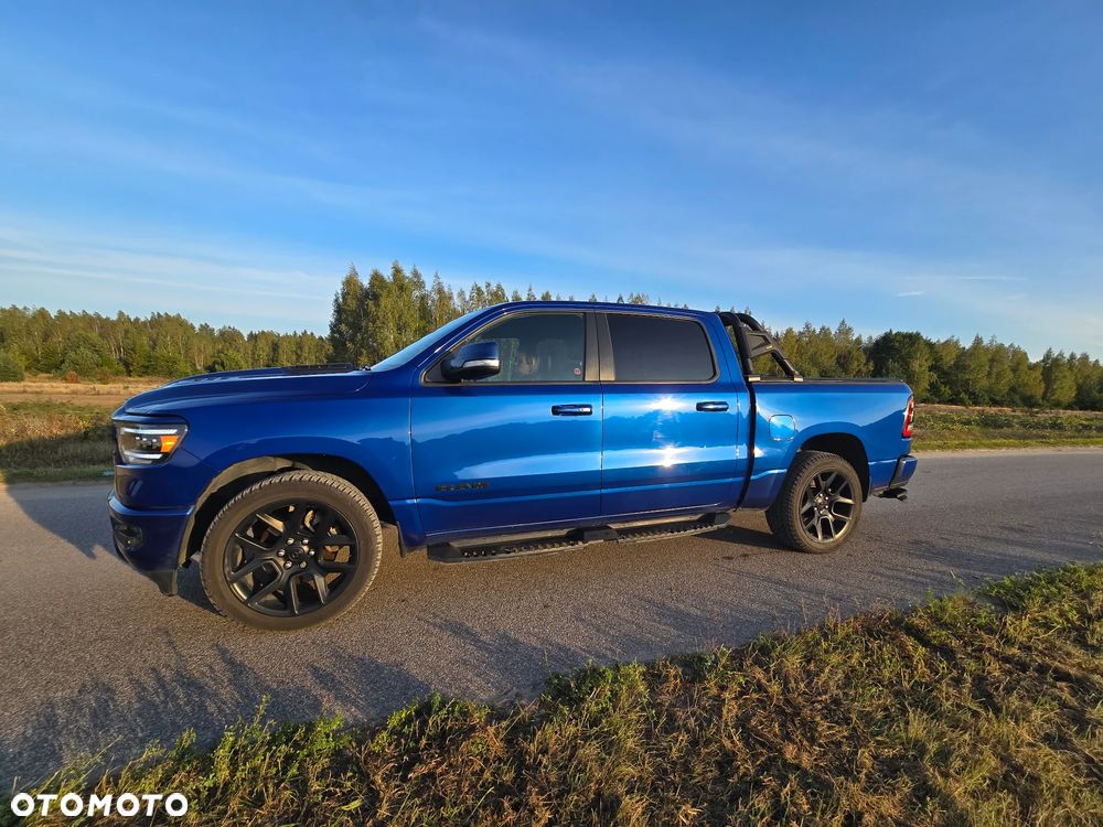 RAM 1500 5.7 Crew Cab Shortbed Laramie Sport - 3