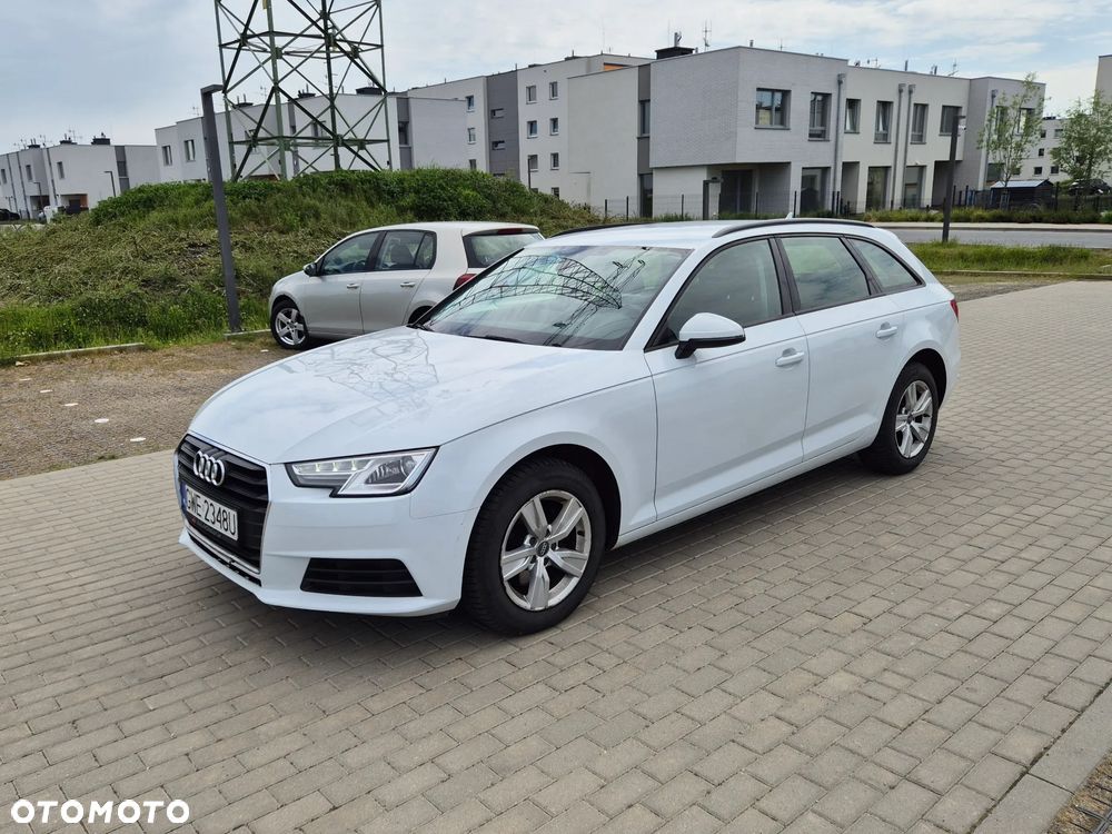 Audi A4 Avant 2.0 TDI S tronic - 1