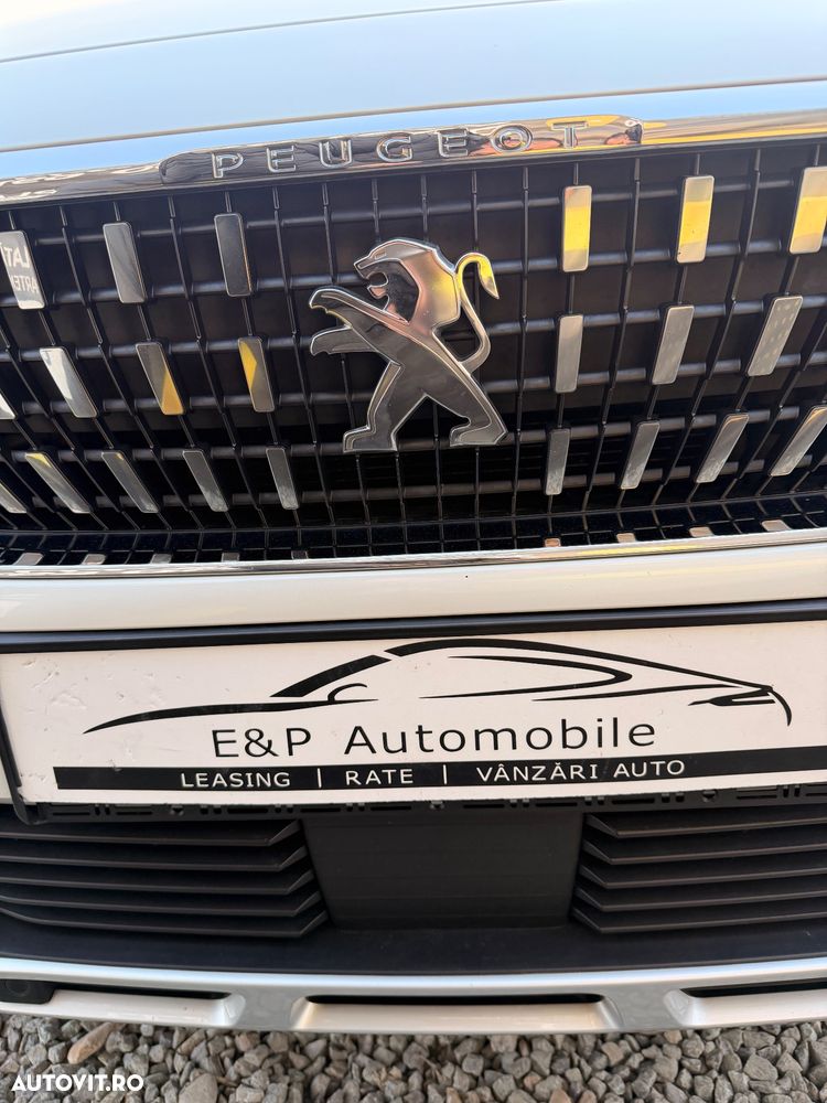 Peugeot 3008 PureTech 130 Stop & Start GPF Allure - 21