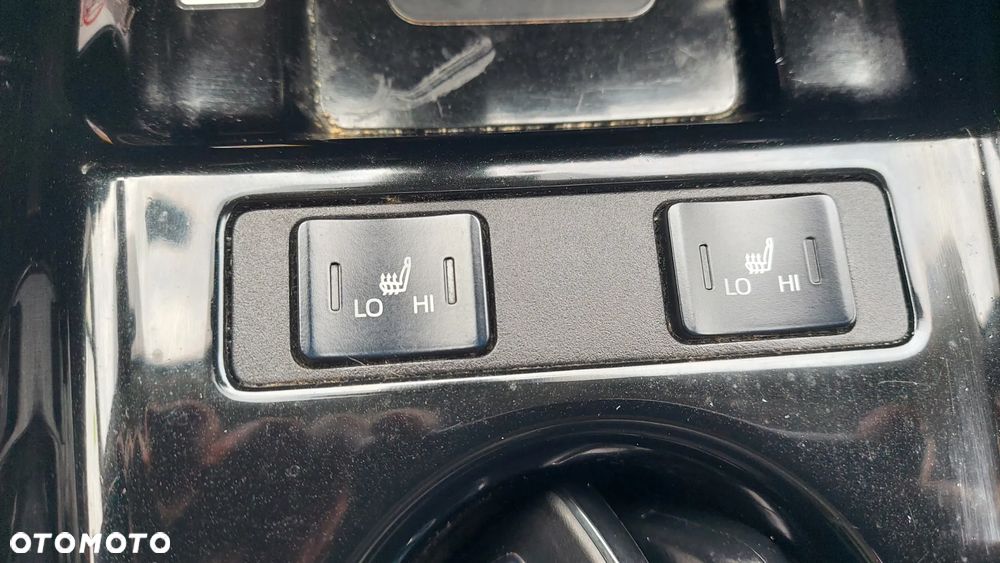 Toyota Prius Hybrid Executive - 21