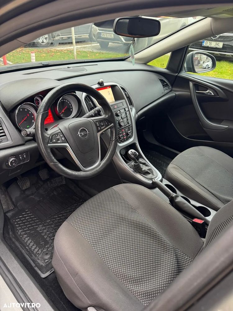 Opel Astra 1.4 Turbo ECOTEC Cosmo - 13