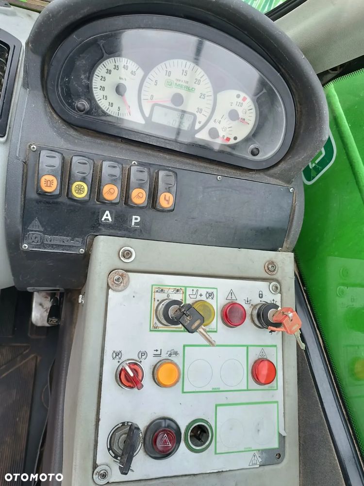 Merlo P32.6 - 15