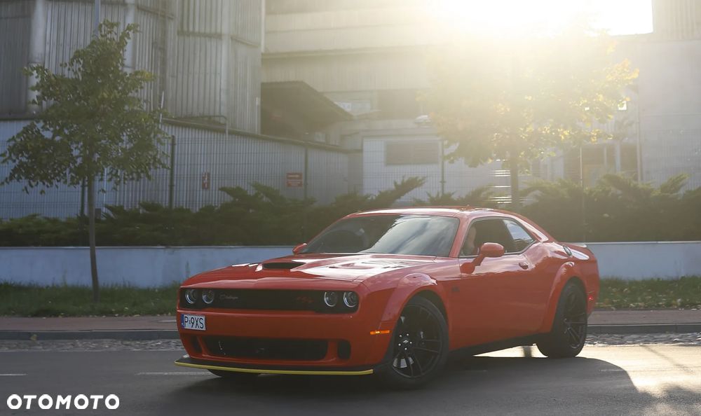 Dodge Challenger 6.4 Scat Pack - 9