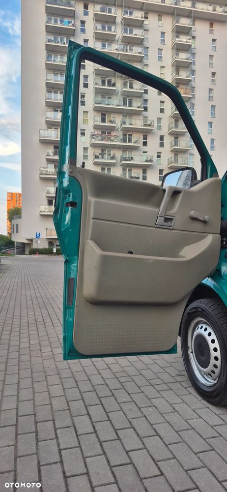 Volkswagen Transporter Mixt - 16