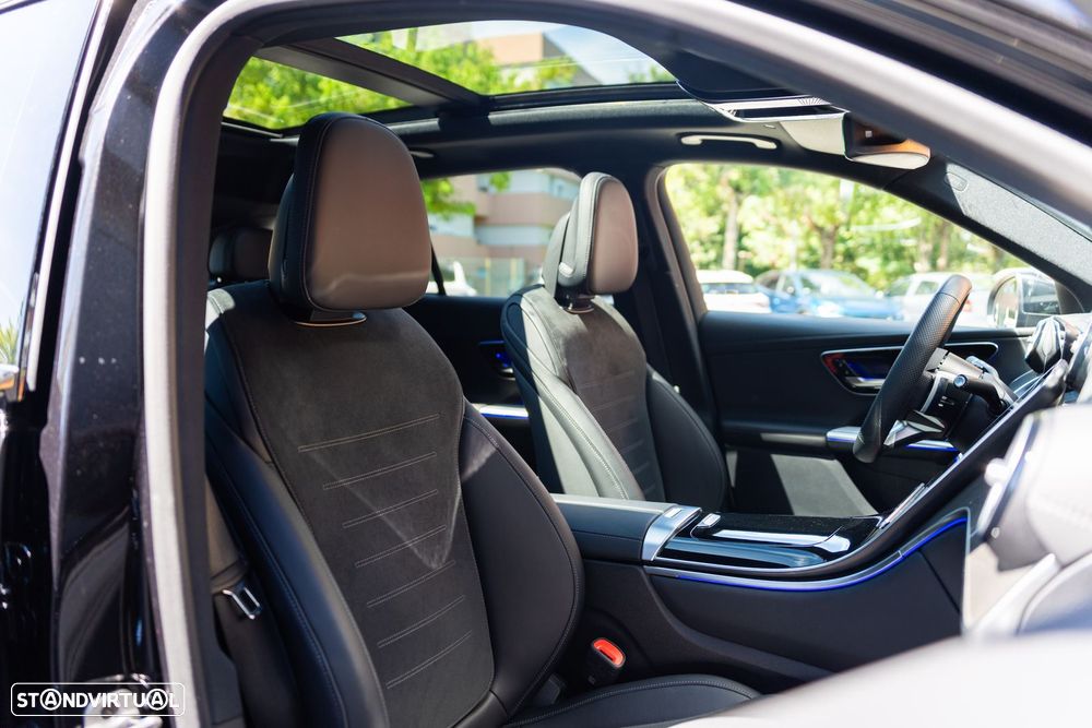 Mercedes-Benz GLC 300 e 4Matic 9G-TRONIC Edition AMG Line - 33