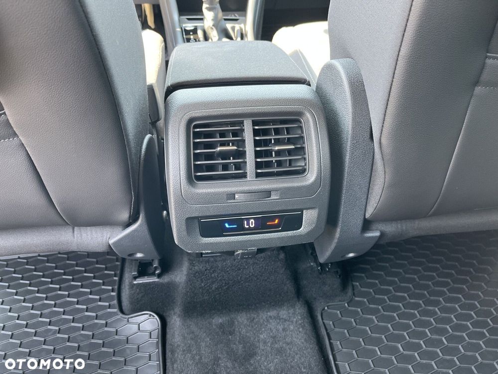 Volkswagen Touran 1.5 TSI EVO Highline DSG - 35