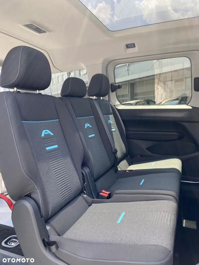 Ford Tourneo Connect Grand - 8