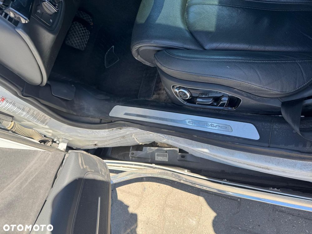 Audi A8 3.0 TFSI Quattro tiptronic Langversion - 12