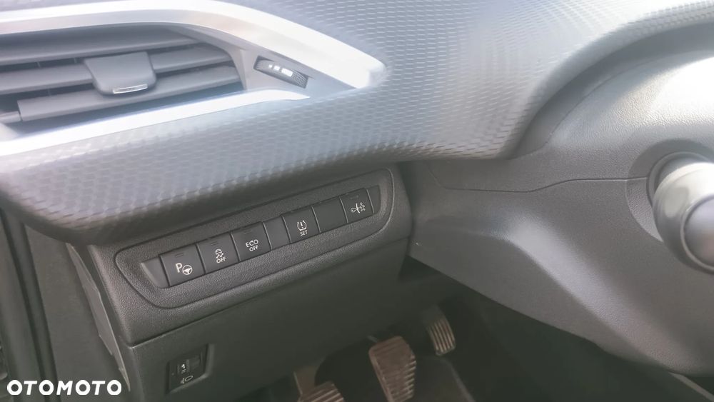 Peugeot 2008 BlueHDi FAP 120 STOP & START Allure - 17