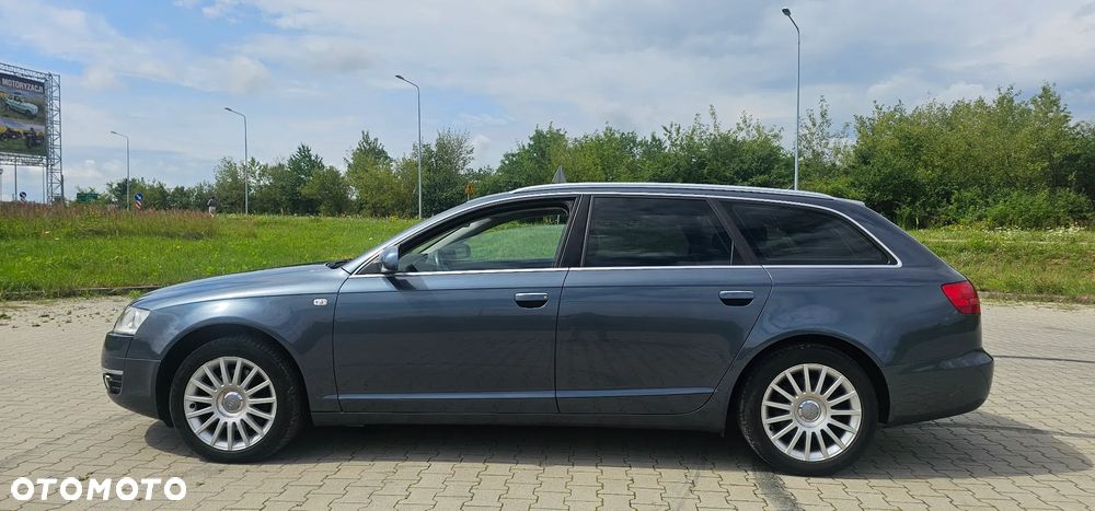 Audi A6 - 4