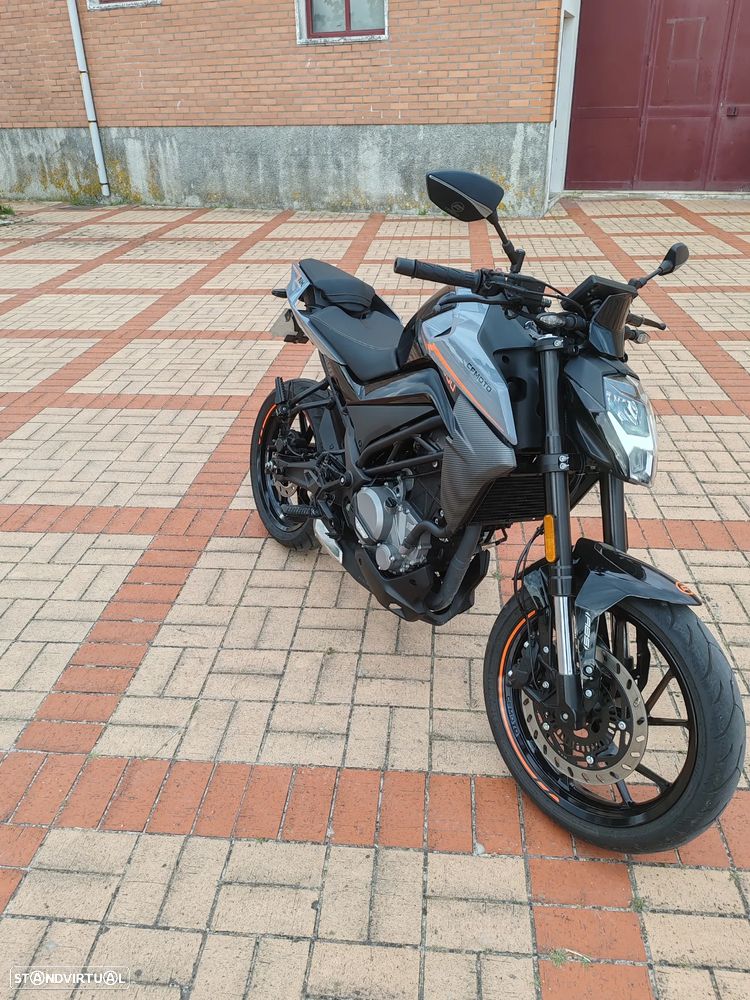 CF Moto 300NK - 2