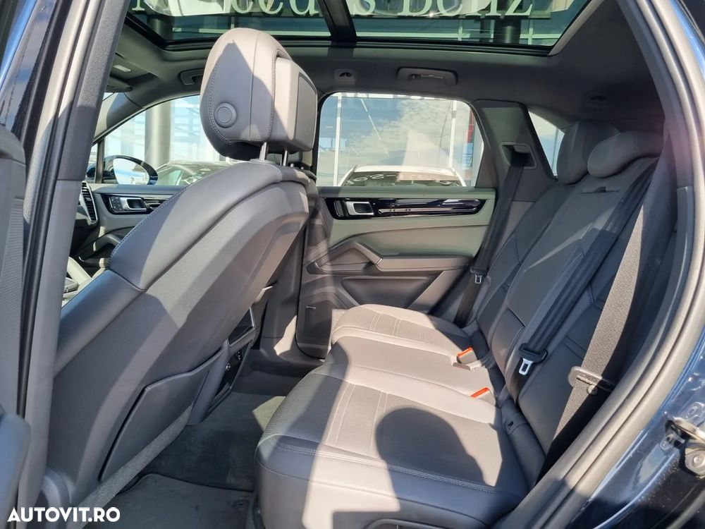 Porsche Cayenne E-Hybrid Tiptronic S - 17