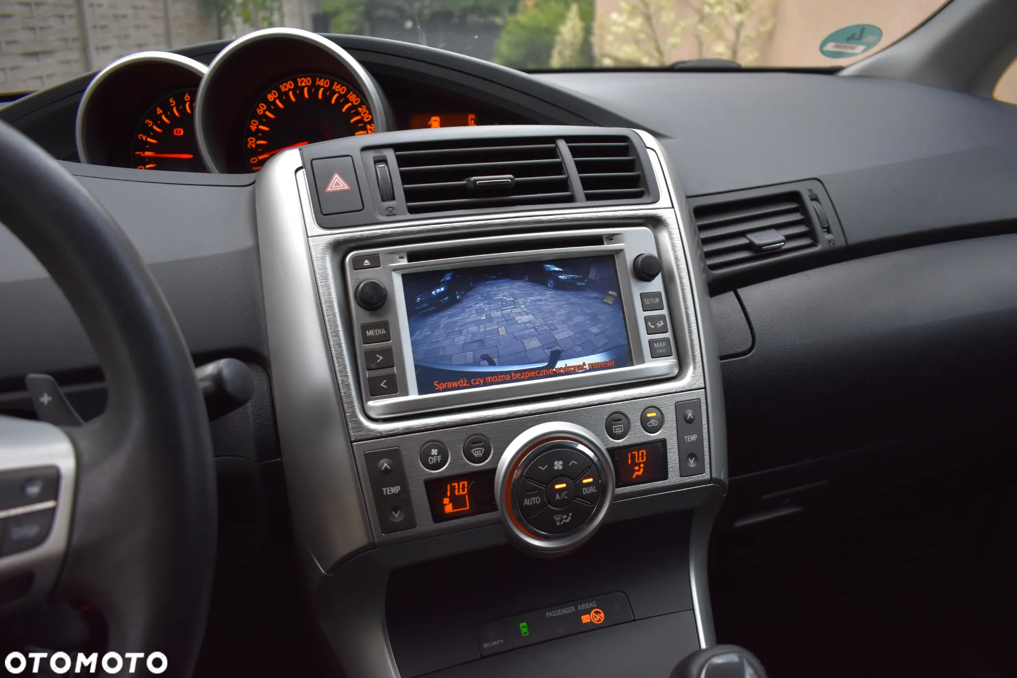 Toyota Verso 1.8 Prestige EU5 MS - 4