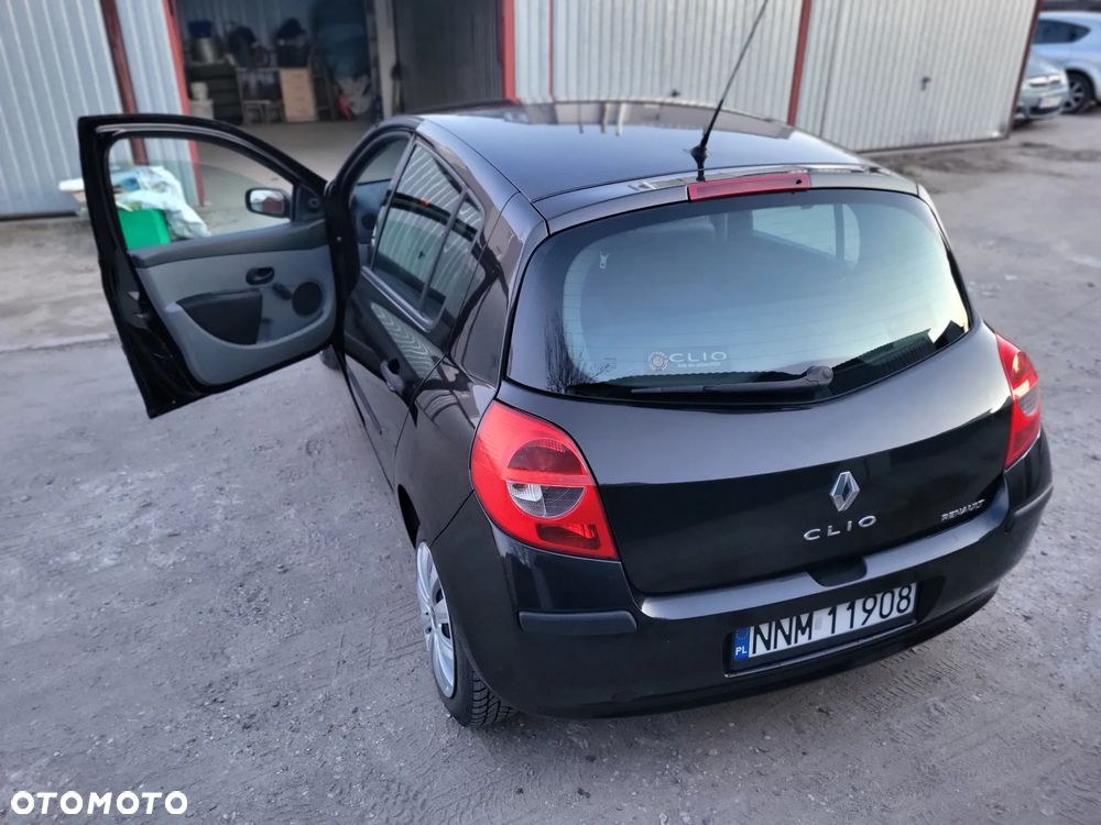 Renault Clio - 5