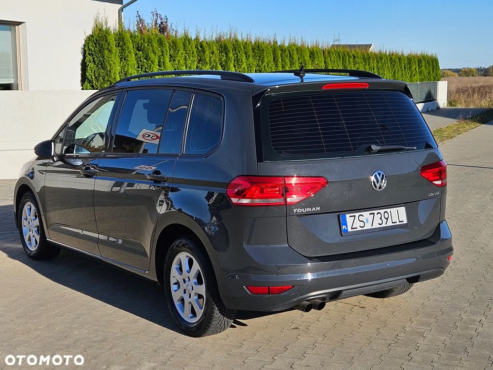 Volkswagen Touran 2.0 TDI SCR (BlueMotion Technology) Highline - 4