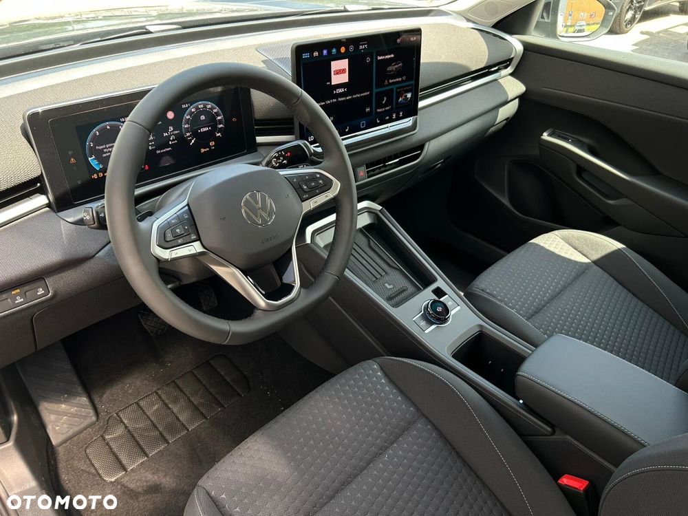 Volkswagen T-Roc - 6