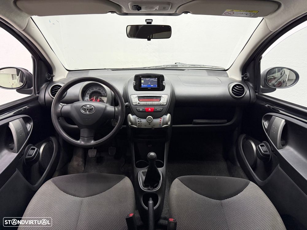 Toyota Aygo 1.0 Plus Sport Pack - 11