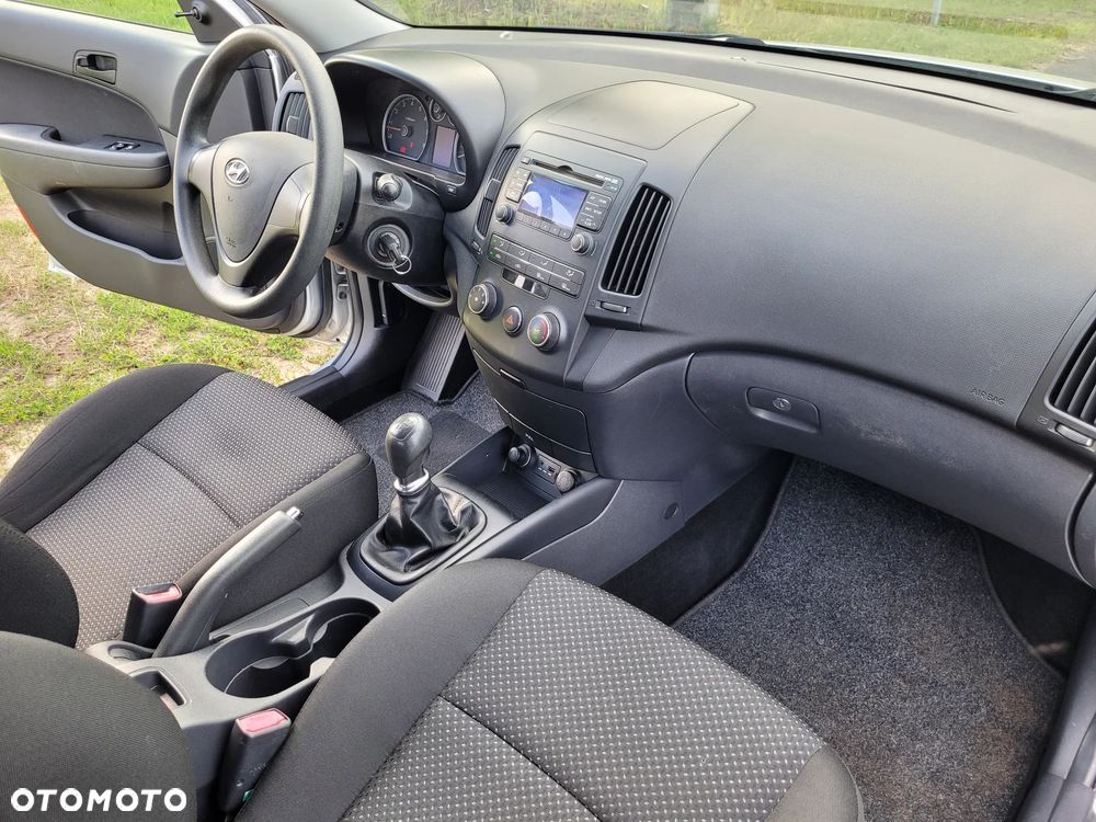Hyundai i30 1.4 FIFA WM Edition - 10