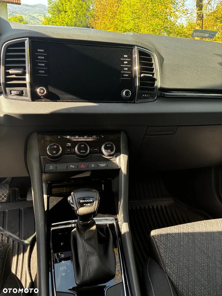 Skoda Karoq 2.0 TDI SCR 4x4 Style DSG - 10