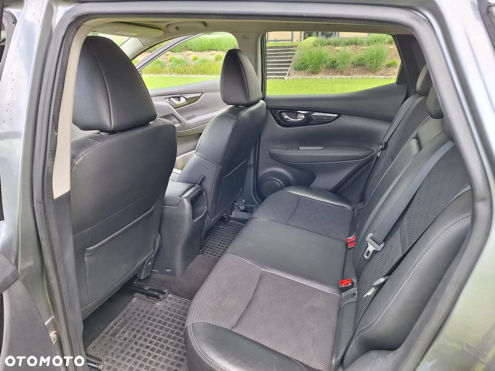 Nissan Qashqai - 11