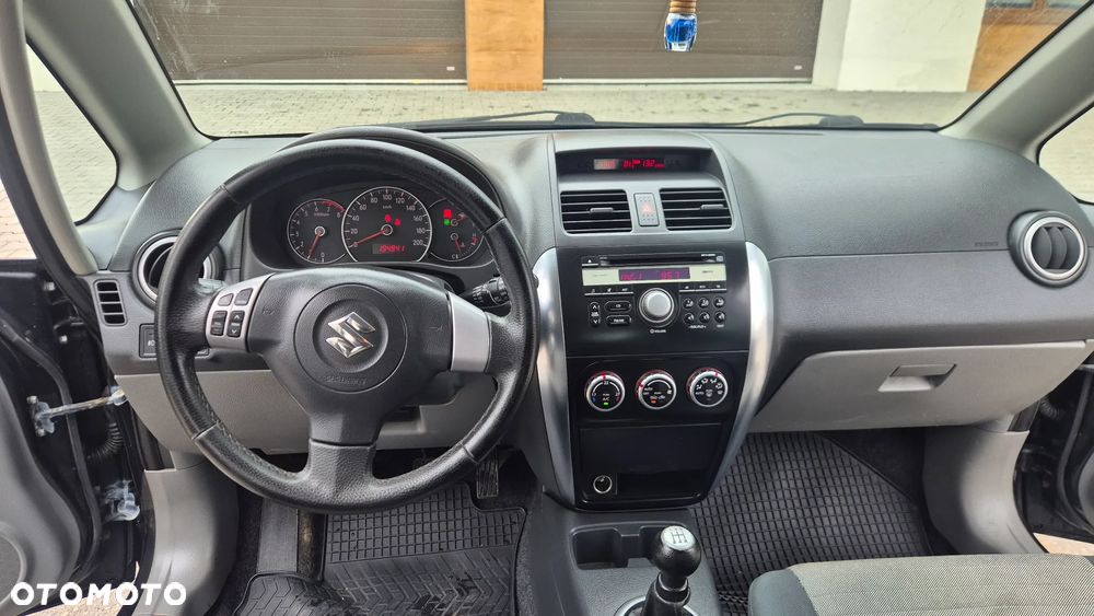 Suzuki SX4 1.6 VVT 4x4 Club - 8
